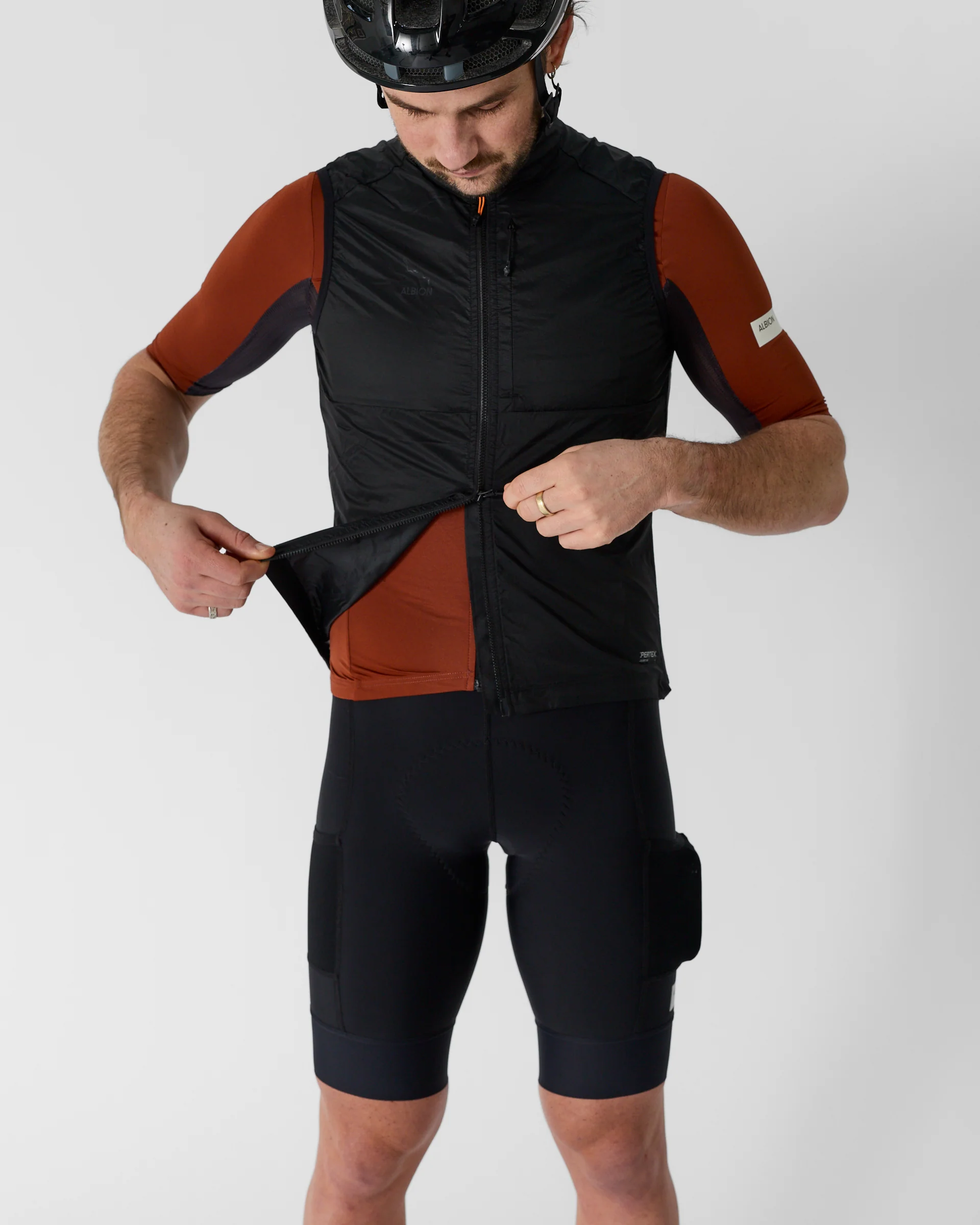 Men's Wind Gilet (Black) - Image 3