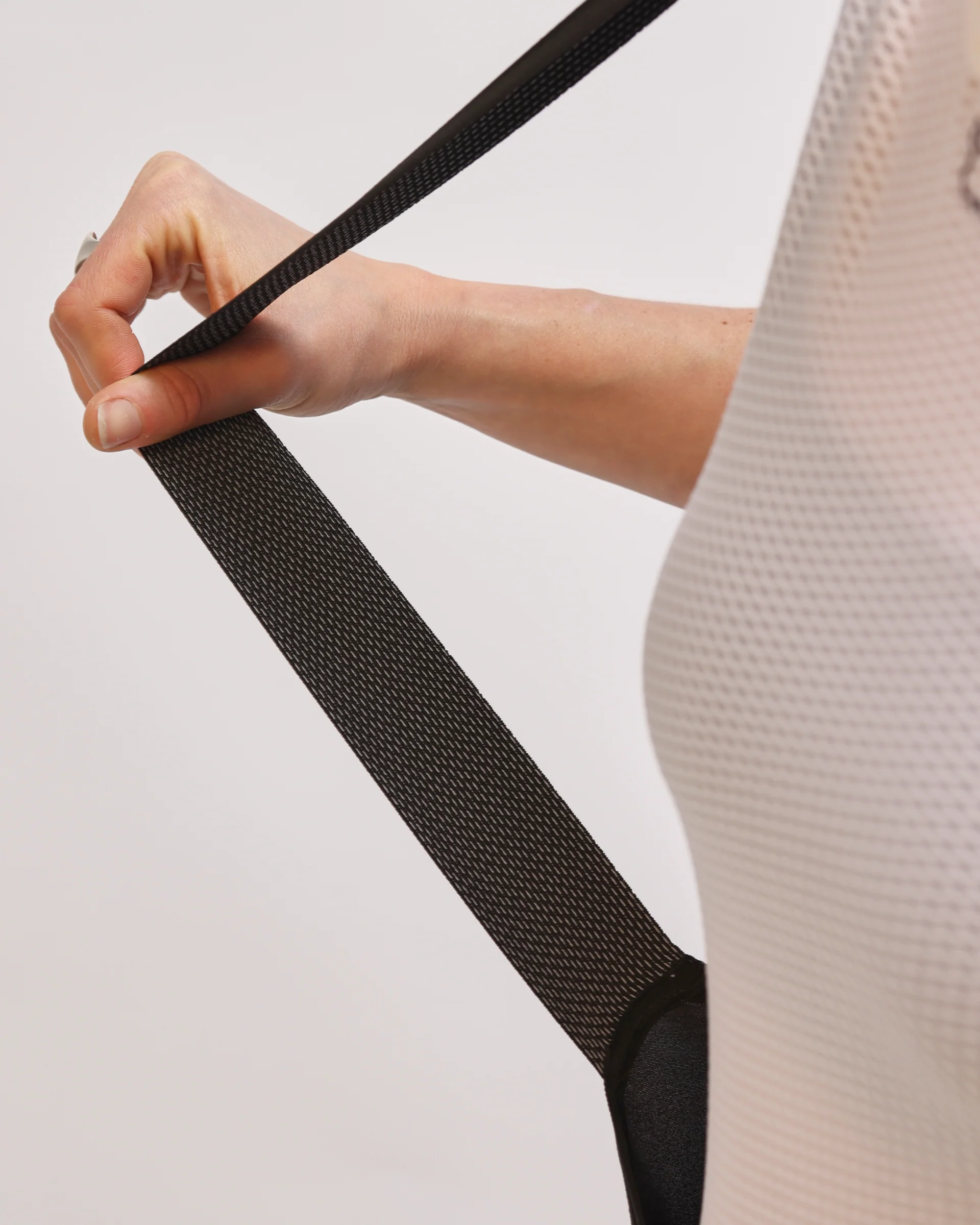 Women's ABR1 Pocket Bib Shorts (Graphite) - Image 9